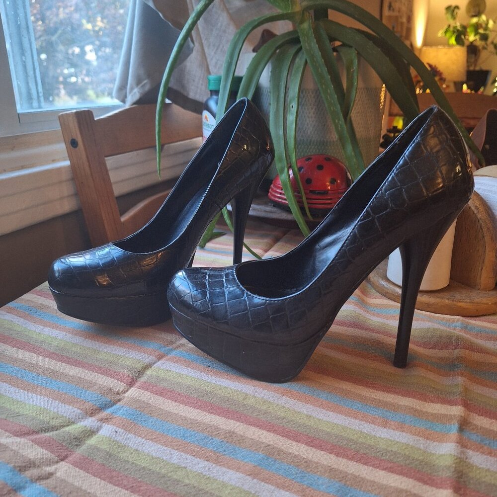 Platform pumps